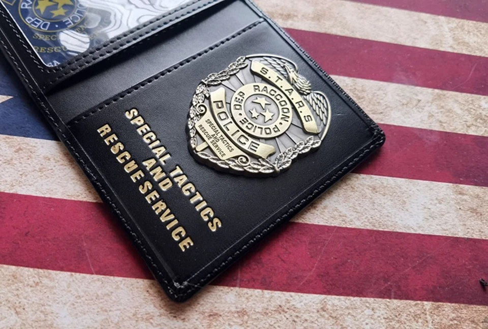 Resident Evil Biohazard S.T.A.R.S RPD Cartera Chris Redfield Identificación Policía Cos Holder Foto 4 de 4