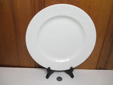 Steelite International Distinction Spyro 10" Dinner Plate Embossed Swirl Rim NEW