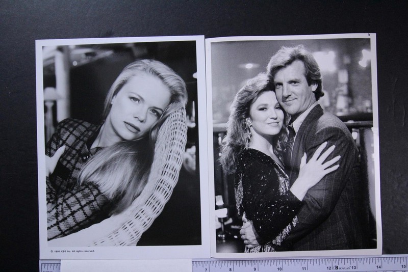 LOT: 48 1980s TV/MOVIE PRESS 7 x 9 PHOTOS as seen in my 24 Photos (id5177)