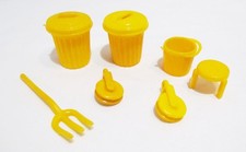 MARX FARM PLAYSET HARD PLASTIC PULLEYS TRASH CANS BUCKET STOOL PITCHFORK VINTAGE