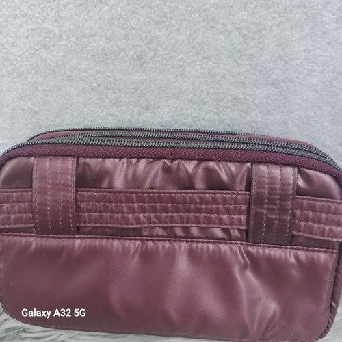 LUG Coupe XL Convertible Shoulder Crossbody Belt Bag in Wine Plum Purple - Bild 10 von 14