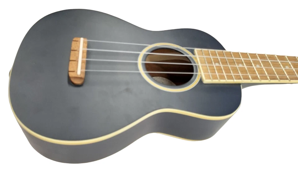 Fender Ukulele Grace VanderWaal "Moonlight" Soprano Navy Blue Meccaniche Oro - Immagine 2 di 4