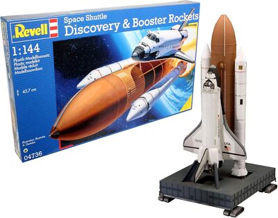 Space Shuttle Discovery  Booster Rocket 1144 scale model