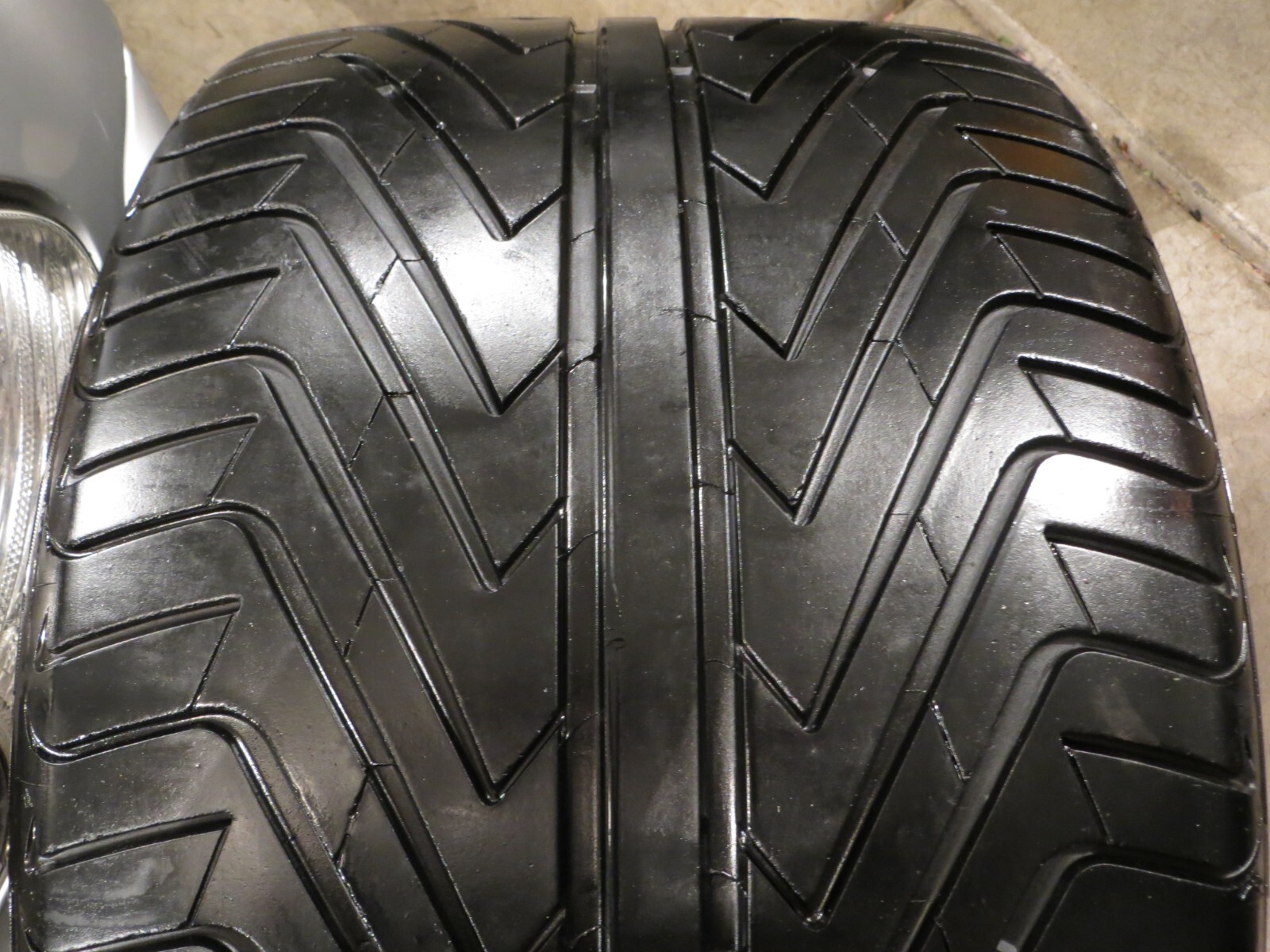 ALMOST NEW 1 ONE MICHELIN PILOT SPORT ORIGINAL C1 335/30ZR18 102Y 335 ...