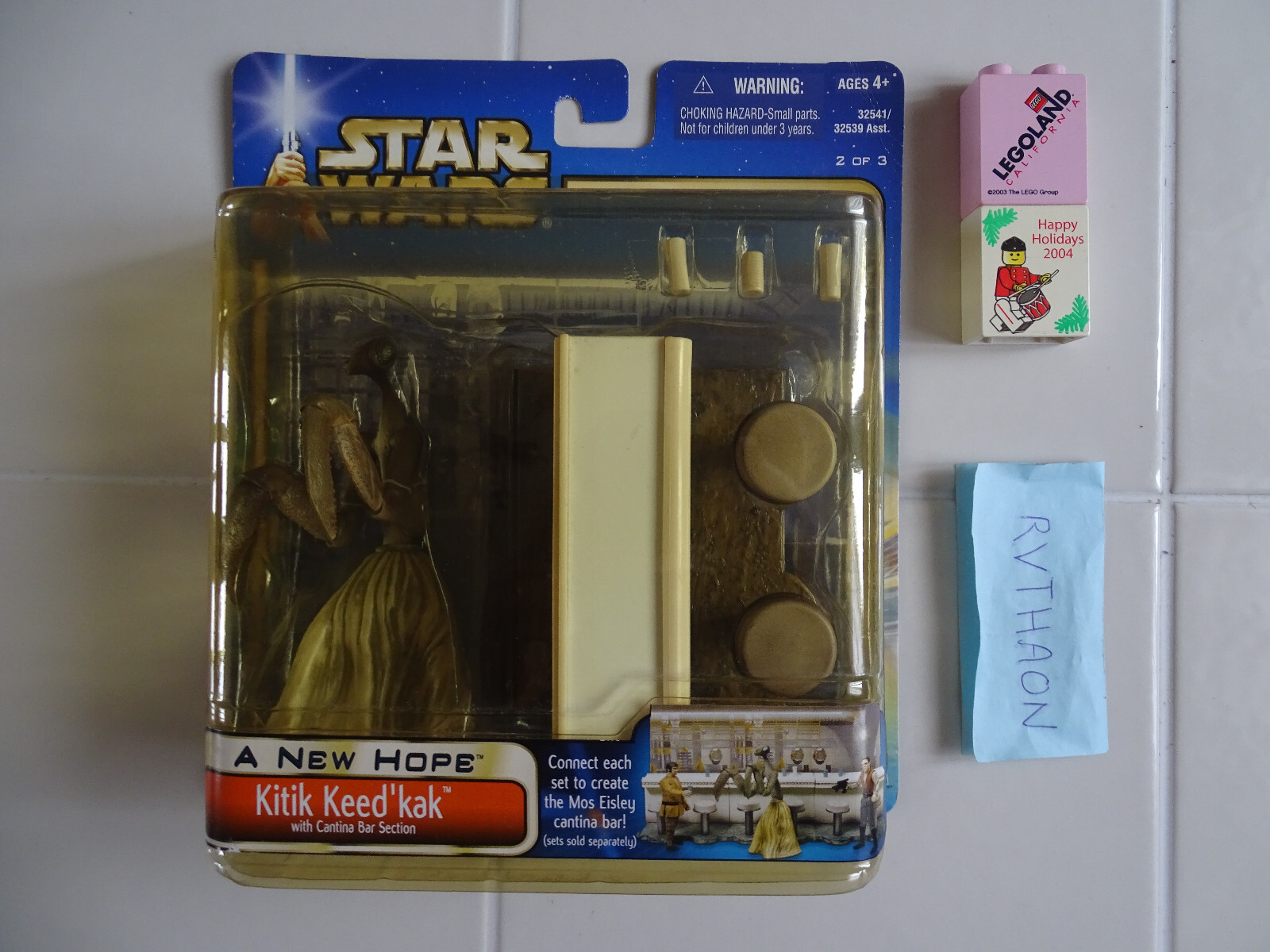 Figurine Star Wars Saga 2002 Kitik Keed Kak en blister scellé Cantina Bar