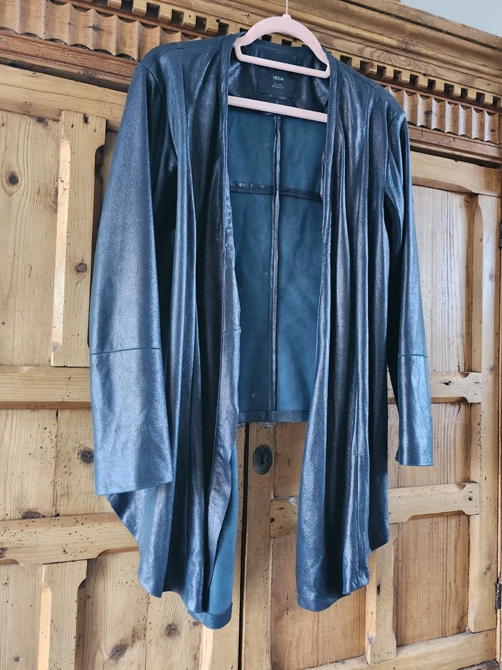 MSRP $1,100 Veda NEW YORK 100% Genuine Leather Open Cardigan/ Jacket Metallic L - Image 3 of 4