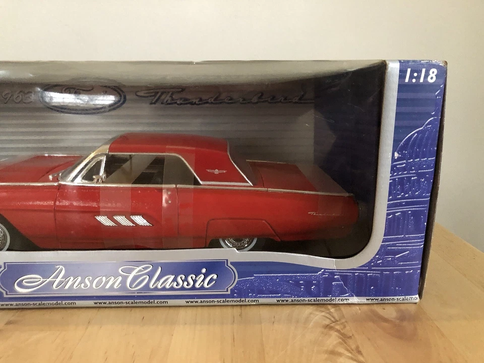 Thunderbird diecast 1:18 Scale 1963 Anson Classic Red Die Cast Model Cars Toy - Image 4 of 4