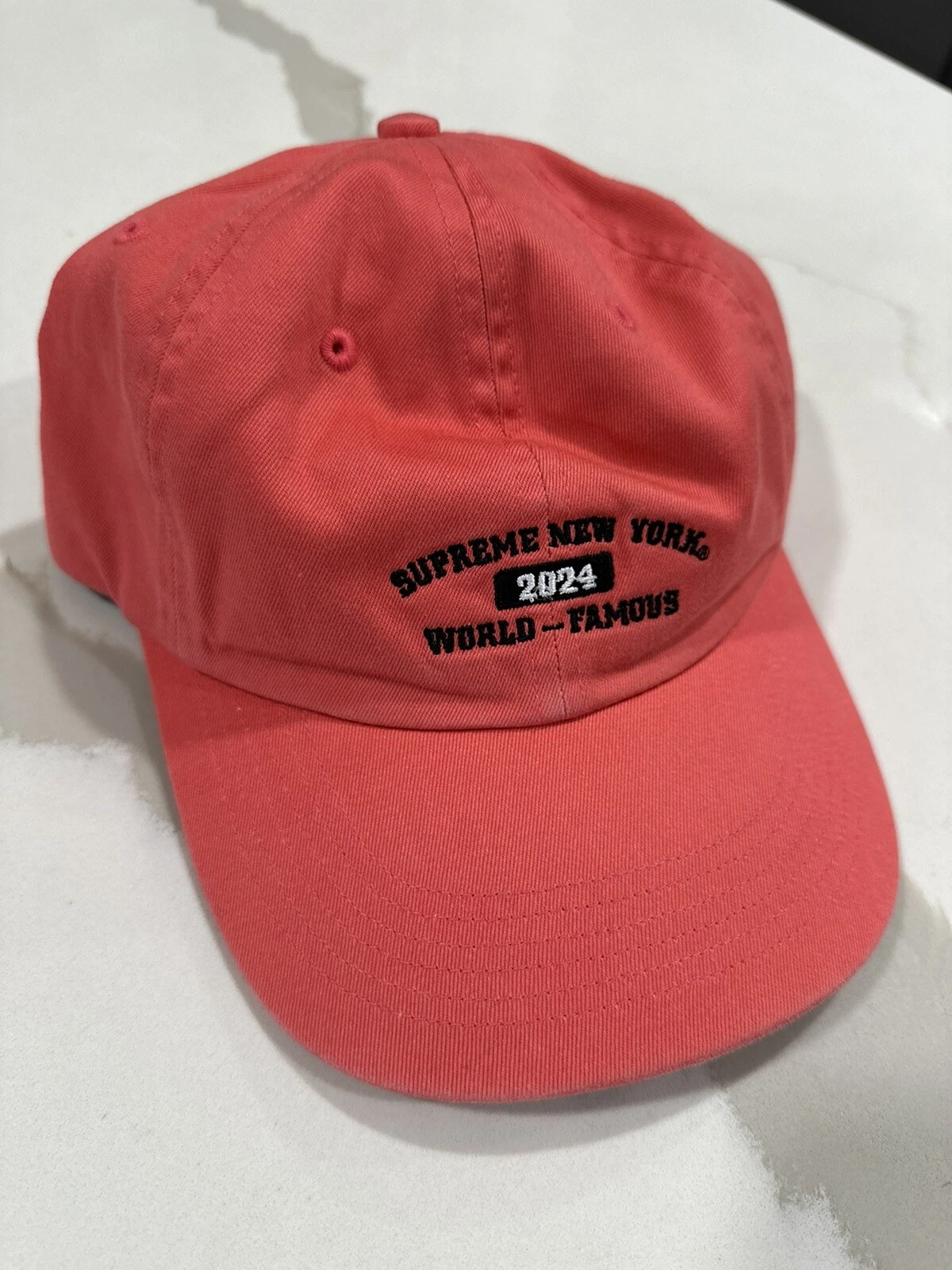 Chapeau Supreme New York Arc 6 panneaux blanchi SS24 pêche à la main expédié rapidement