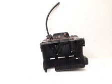 Batteriekasten Batteriekonsole Sicherungsträger Seat Ibiza VW Polo 9N 6Q0915419G