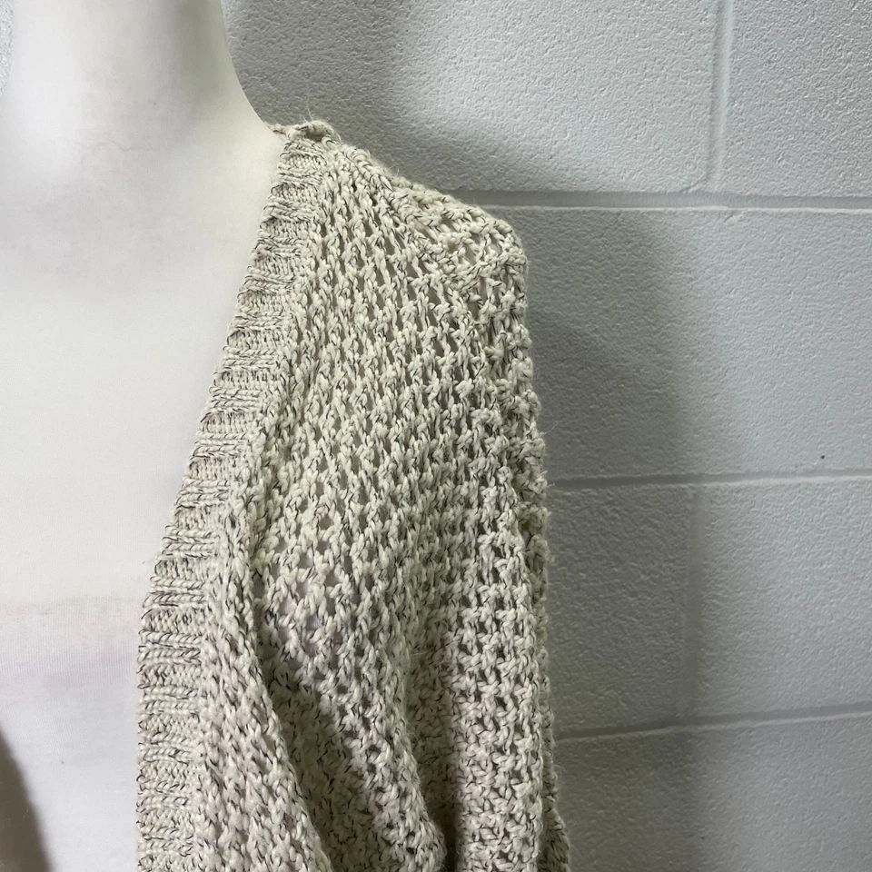 Cardigã suéter feminino algodão na malha pequeno cinza crochê com capuz frente aberta - Imagem 4 de 4