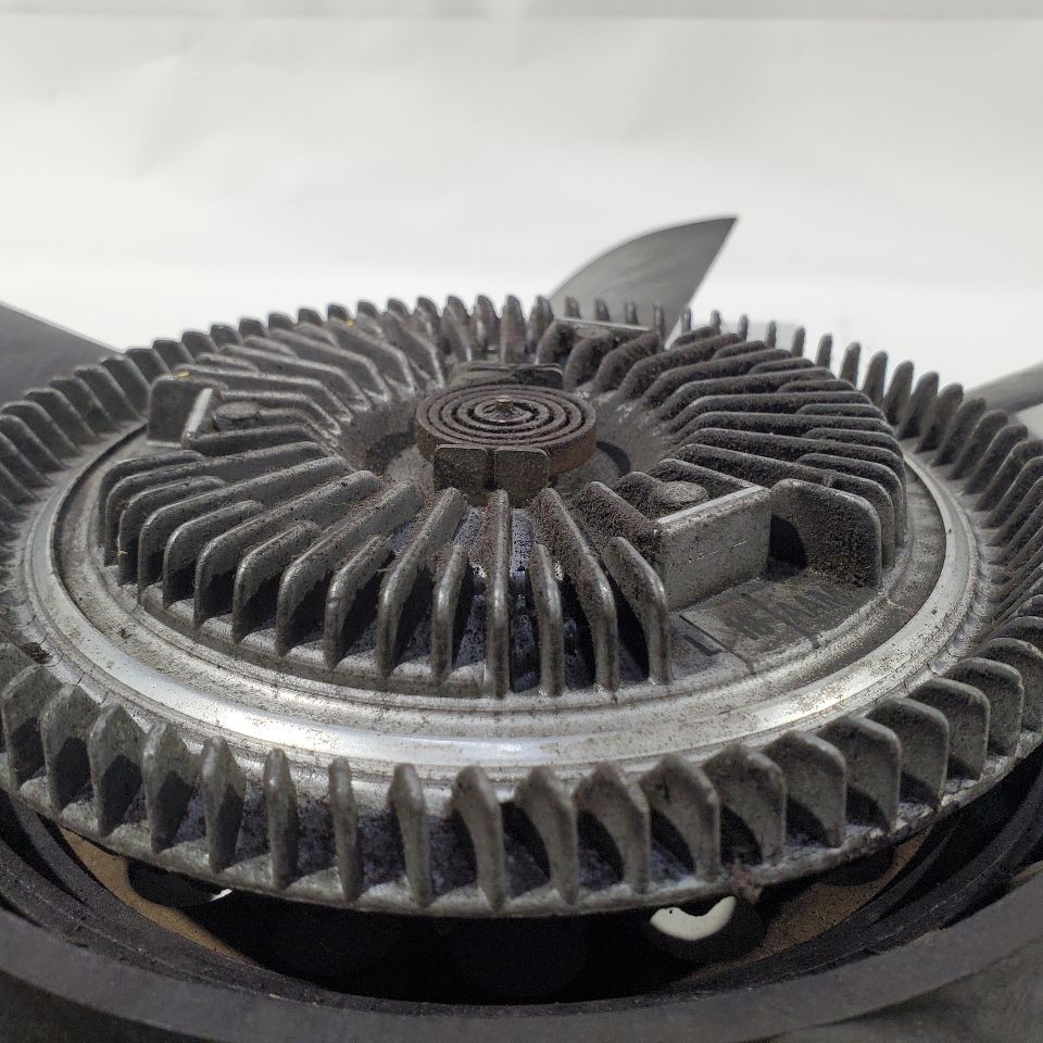 Bentley Turbo R 1991 Fan clutch