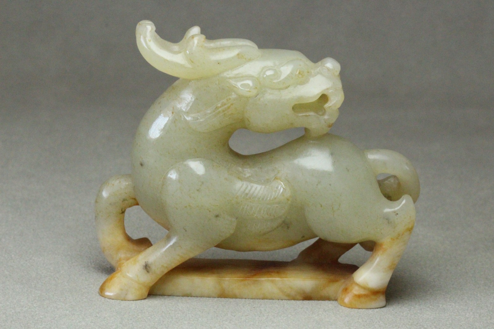 Chinese Antique Old Hetian Jade Hand-Carved Beast Statues