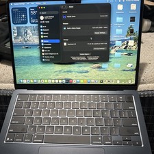 MacBook Air 13-inch, M4, 2025 256GB 16GB ram M4 chip with 8 core GPU Midnight