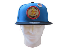 Oakland A's Mitchell & Ness Hat w/1989 TOPPS side Patch & Topps Pin Fitted 7 3/8
