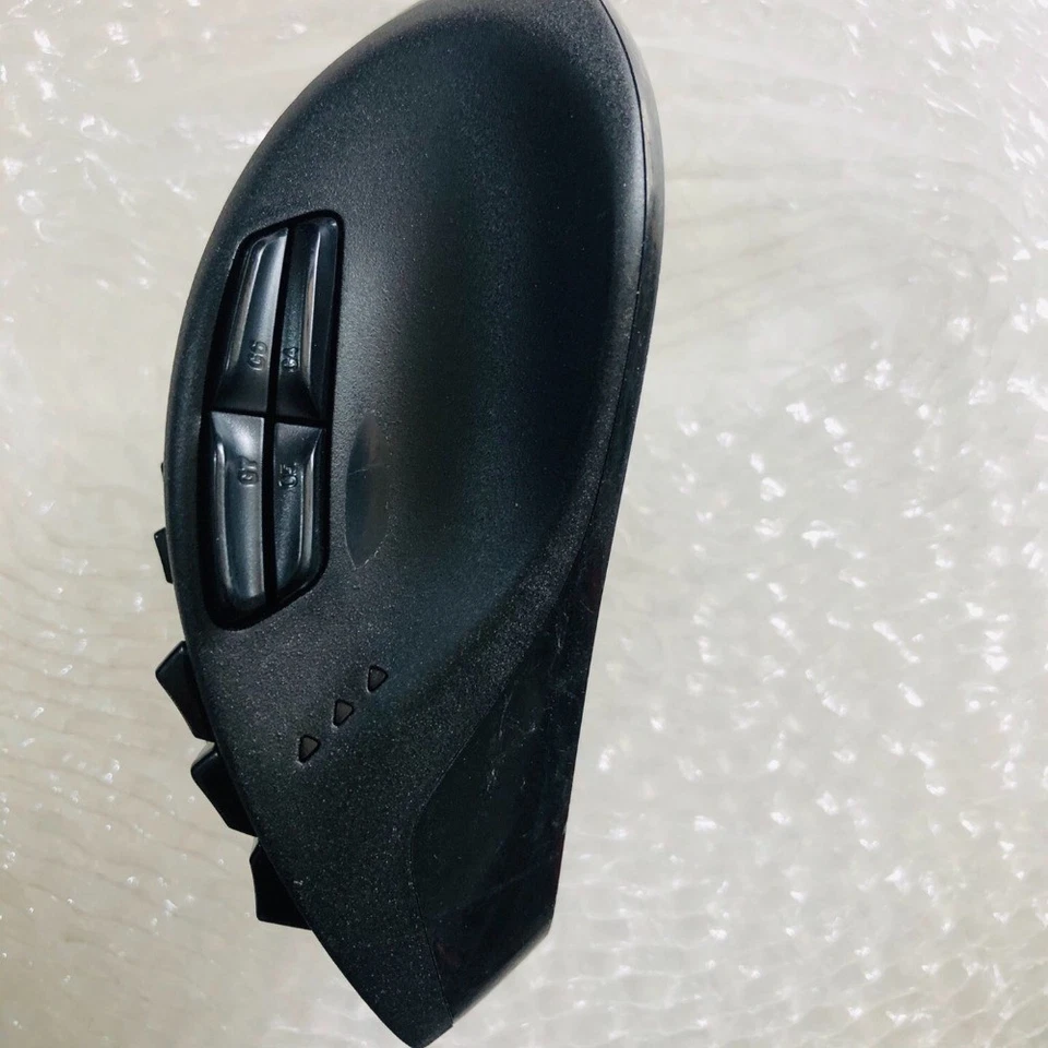 Logitech G700s Mouse 8200 DPI Wireless Rechargeable Gaming 13 Buttons for PC/Mac - Image 4 of 4