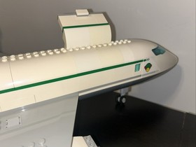 LEGO 60022 City Cargo Terminal Airplane Set- 100% Complete Missing 1 Mini Fig