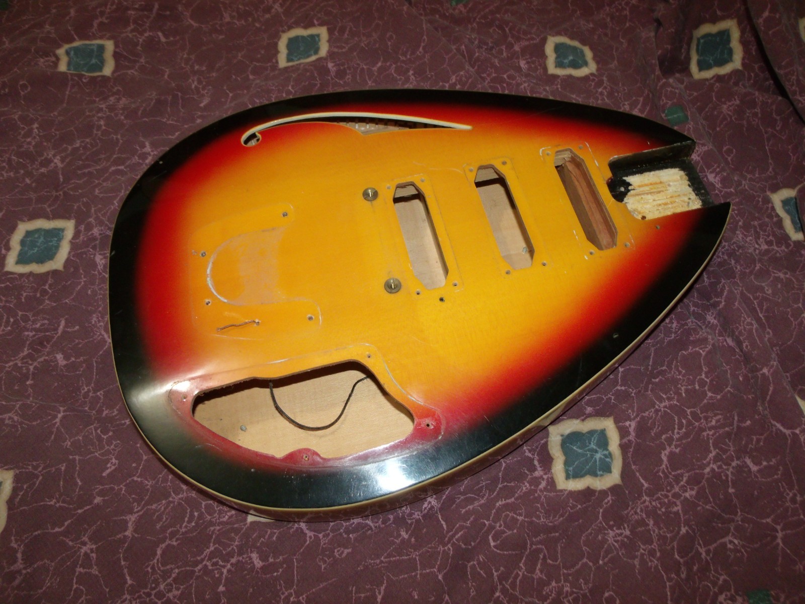 Vintage 1967 Vox Italy Mk VI "Acoustic" model electric guitar Body VG