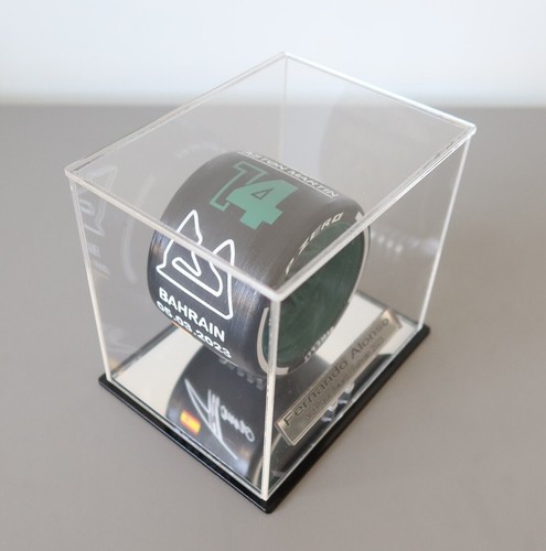 1/10th Fernando Alonso 2023 Bahrain 3rd Position Tyre Display Award - Picture 5 of 7