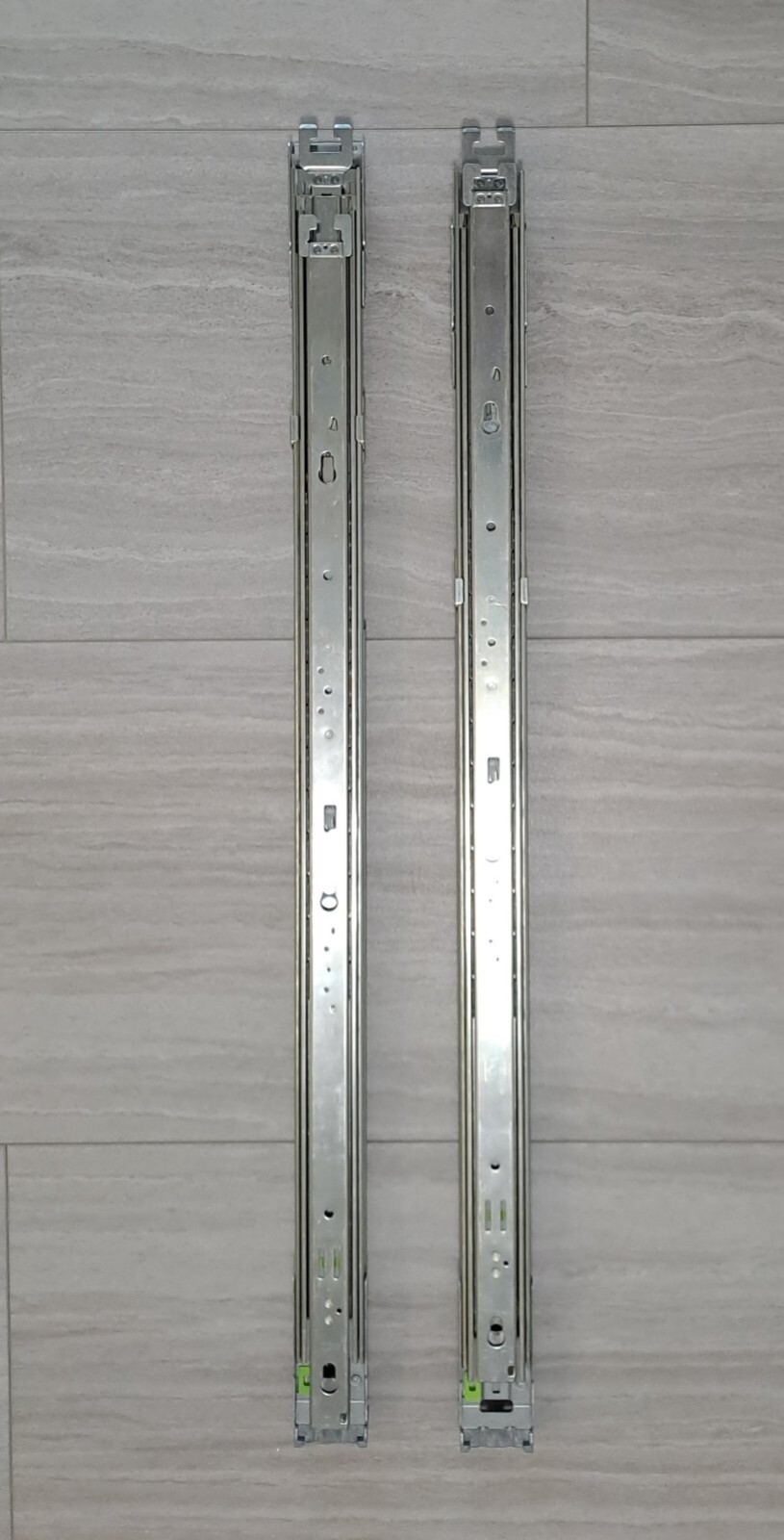 Cisco UCSCRAILBM4 Ball Bearing Rail Kit for C220 M4 and C240 M4 800