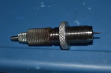 LOT #706  RCBS NECK SIZER DIE 7MM REMINGTON MAGNUM