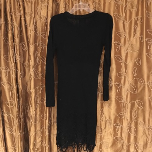 $100 UNIF Loose Strings Sweater Dress Size Xs Sold Out - Picture 8 of 8