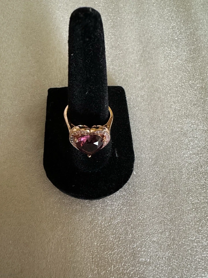 女士施华洛世奇水晶心形玫瑰金色戒指尺寸 6.5 全新 — 第 2/3 张图片