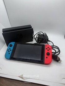 Nintendo Switch Console Mario Kart 8 Deluxe Complete CIB Tested Case - No Game