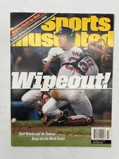 1999 Sports Illustrated Oct 25 Wipeout! Scott Brosius Newsstand High Grade