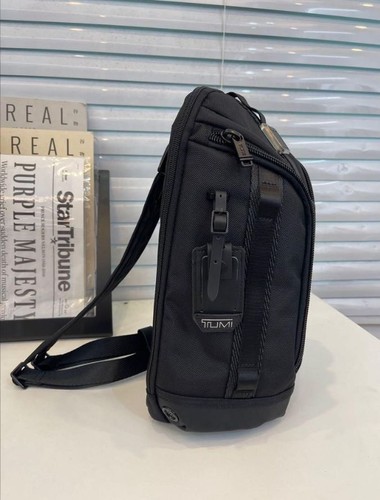 TUMI Night Sling Body Bag 2WAY Compact size magnetic strap Blackdp - Picture 6 of 10