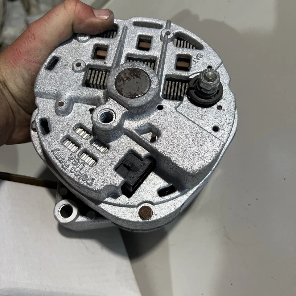 Alternador Chevy Caprice 10478891 12 voltios Delco Remy Foto 3 de 3