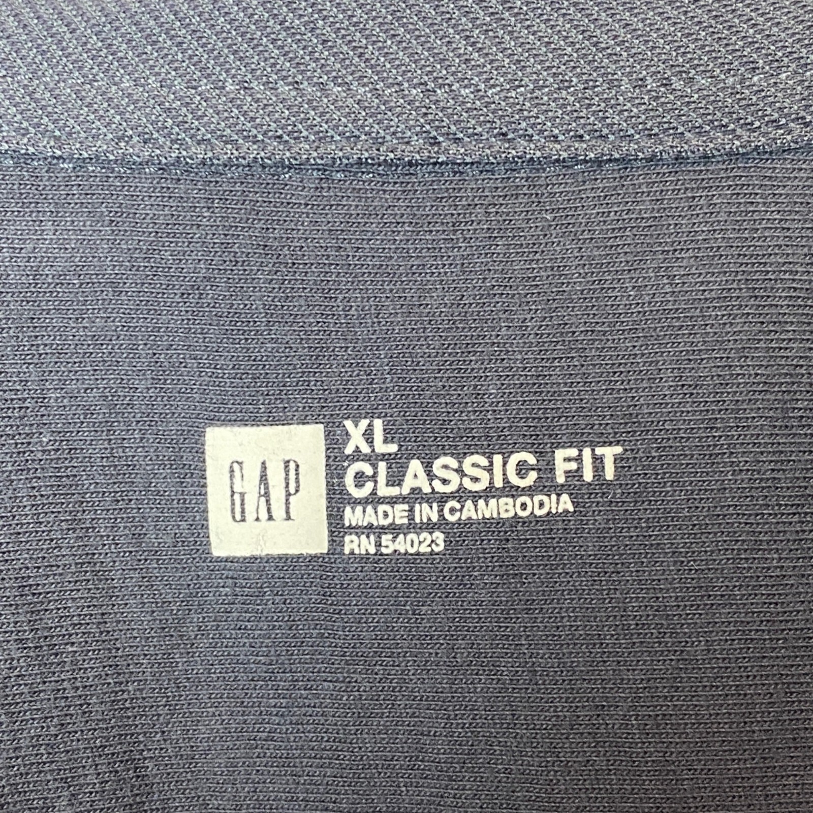 Gap Classic fit collared, button down, cotton, po… - image 6