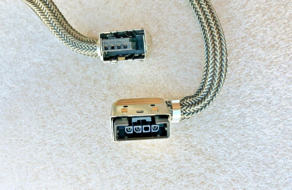 宝马 E92 E93 X5 E90 M3 X3 E63 E64 氙气镇流器到灯泡线束插头 — 第 2/4 张图片