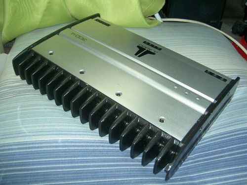 JL Audio 300/4 300 Watts 4 Channel Amp Sub Crossover Confirmed Operation F/S - Picture 4 of 6