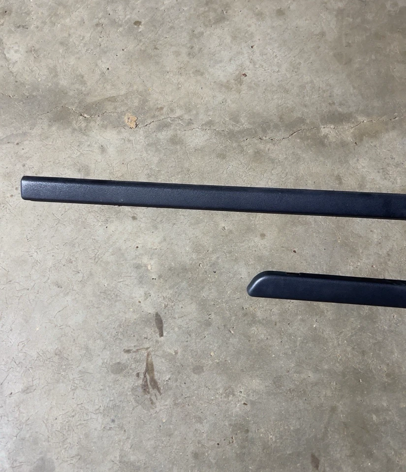 Комплект полосок для отделки приборной панели 92–96 Ford F150 F250 F350 Bronco угольно-черный от оригинального производителя XL - Изображение 2 из 4