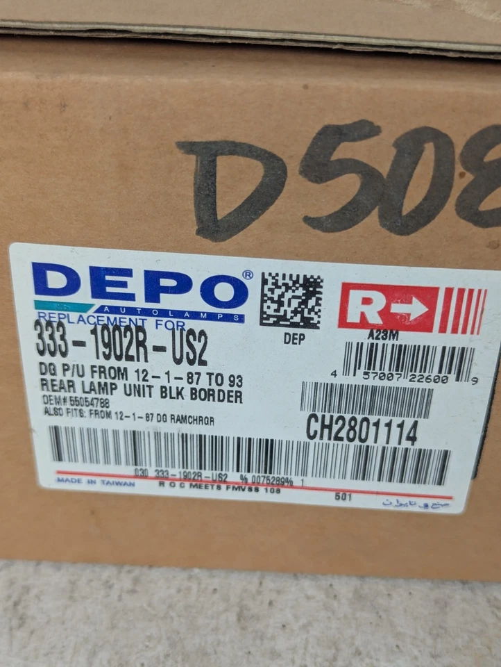 Lámpara de luz trasera derecha camioneta Dodge Ram 1981-1993 Depo 333-1902R-US2 nueva en caja Foto 3 de 4