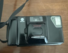 Minolta Freedom 100 35mm Point  Shoot Film Camera Untested