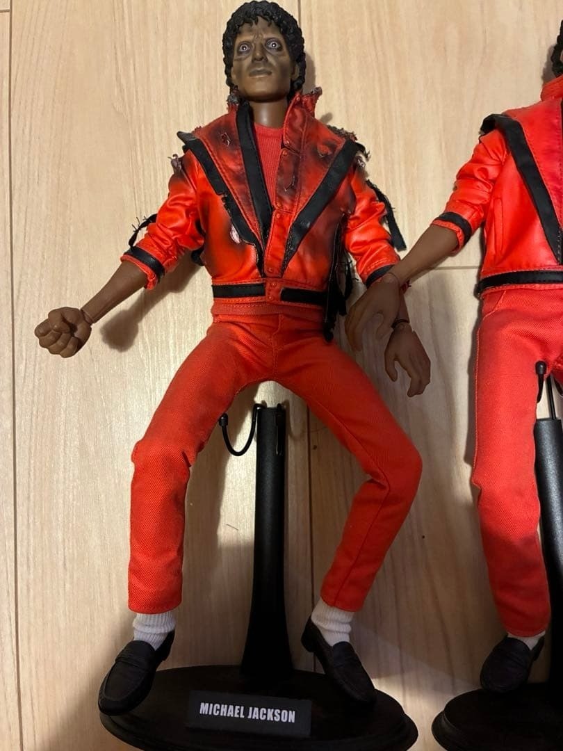 Hot Toys Michael Jackson Thriller Version 1/6 Action Figure No Box