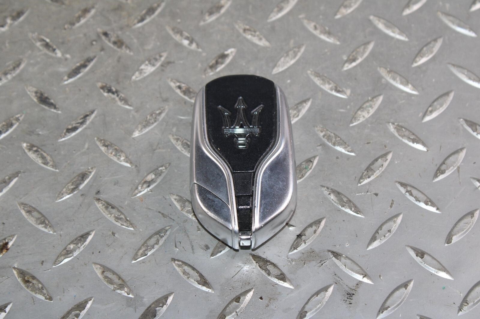 Maserati Ghibli 2014-2022 Key fob Chrome