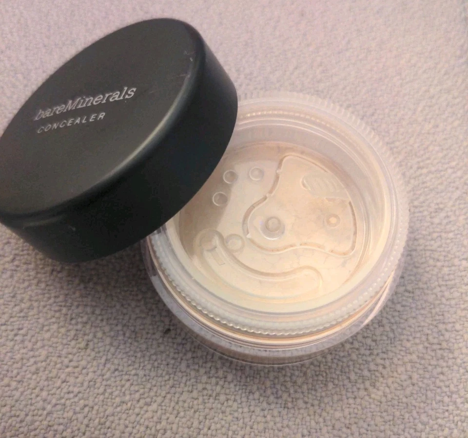 BareMinerals Multi-Tasking Face Concealer - SUMMER BISQUE - SPF 20 - New - Image 3 of 4