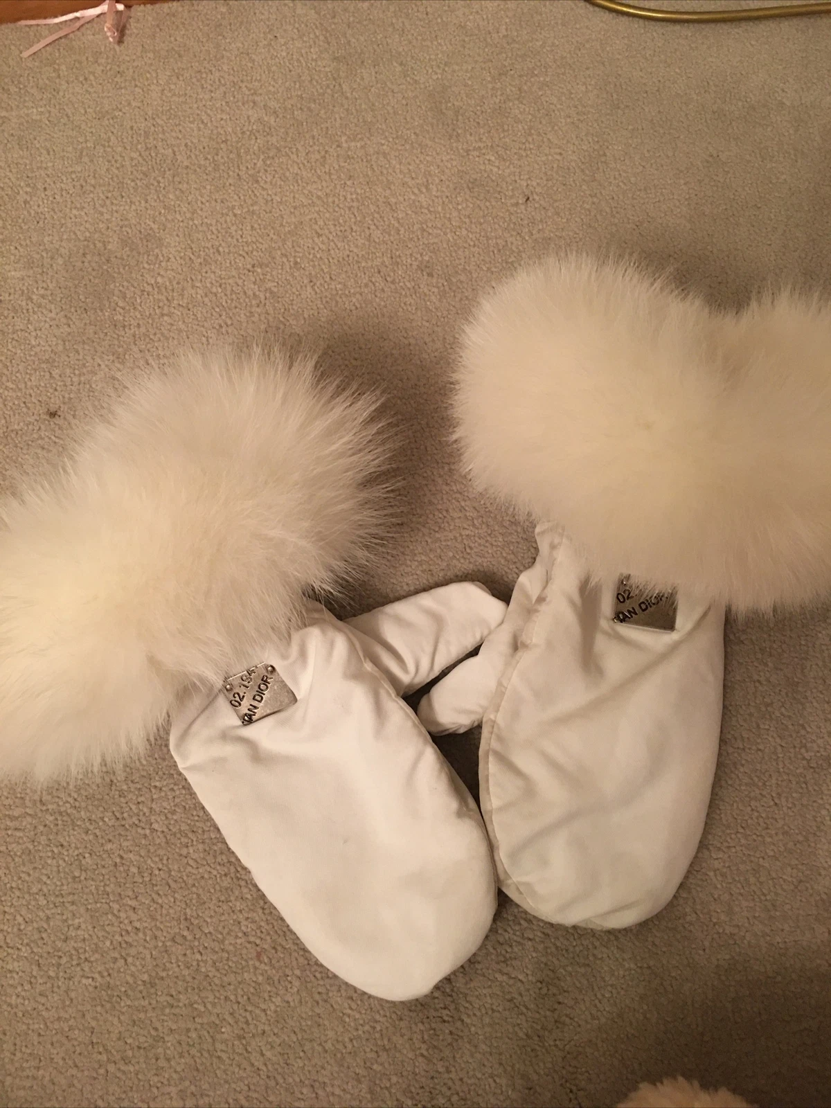 Christian Dior Gants de Ski Hiver Mitaine Blanc Fourrure de Renard Véritable Femme Ski Design
