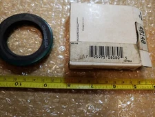 NOS Victor 48140 / 224255 / 16525 Oil Seal SKF CR Seal Inside! F+S!