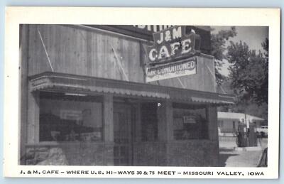 Missouri Valley Iowa IA Postcard J And M Cafe Exterior Roadside c1920's Antique