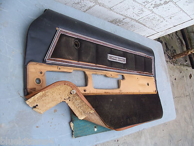 1977 THUNDERBIRD RIGHT BROKEN INSIDE DOOR PANEL OEM USED FORD 1978 1979