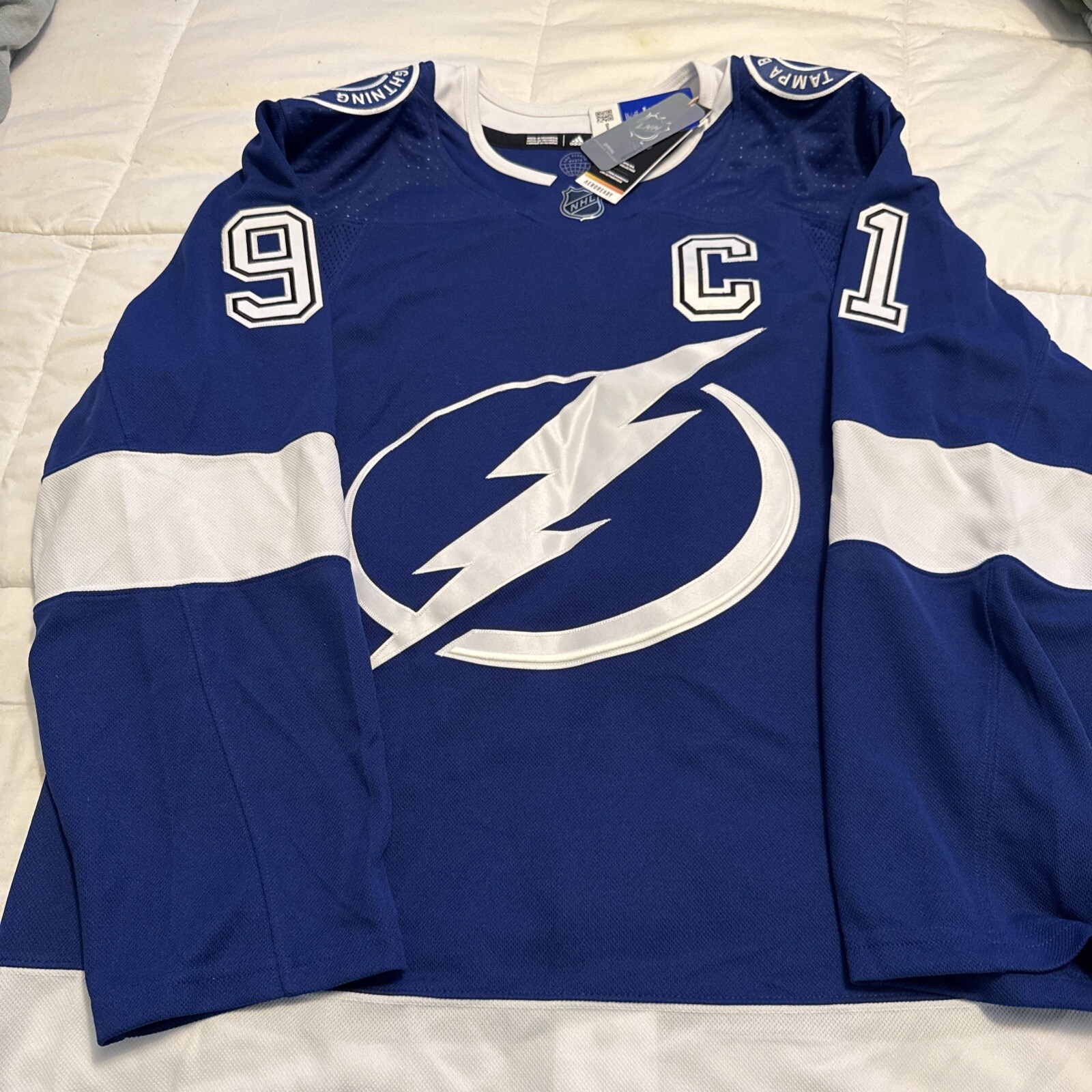 Picture 1 of 17