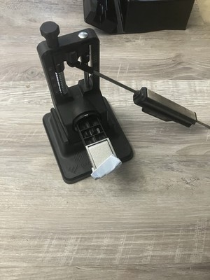 Work Sharp Precision Adjust Knife Sharpener WSBCHPAJ