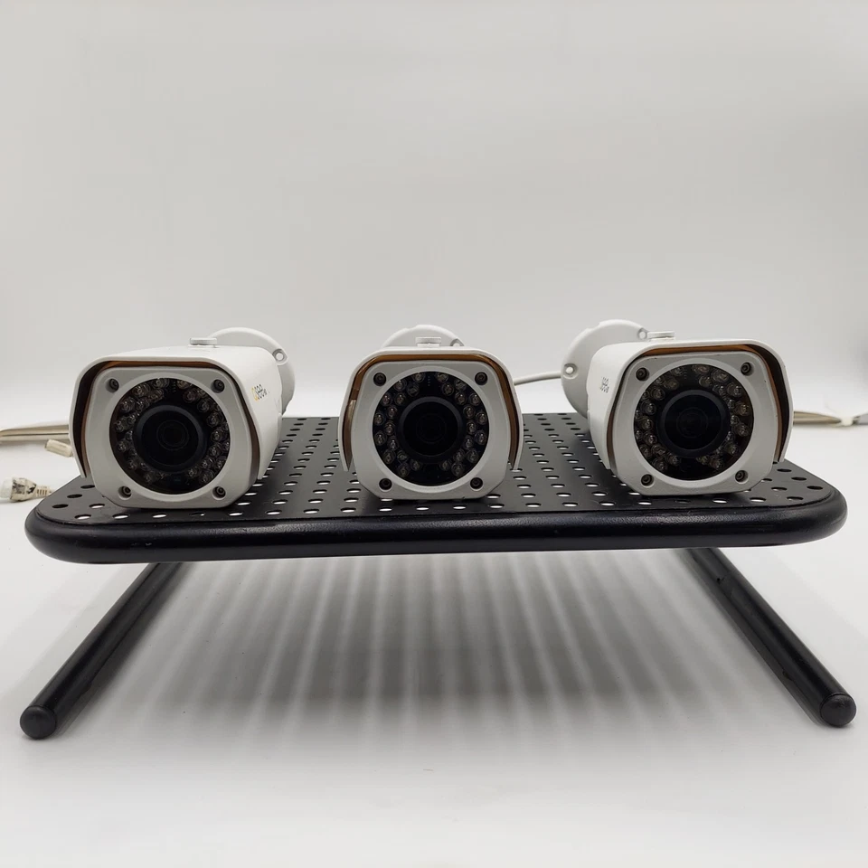 LOTE DE 3 Q-See QCN8033B Bullet IP HD POE Cámara de Seguridad Color Foto 2 de 4