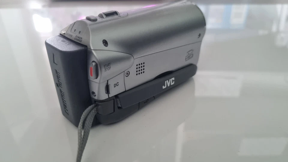 JVC Everio Camcorder GZ-MS120 Videokamera SD Card +TOP+ wie neu - Bild 4 von 4