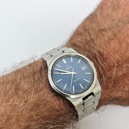 MENS VINTAGE OMEGA GENEVE 1012 AUTOMATIC STAINLESS STEEL WRISTWATCH,BLUE DIAL - Picture 2 of 15