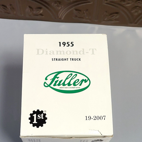1st Gear '55 Diamond-T Straight Truck Fuller 1/34 Scale Die Cast Limited NEW - Picture 5 of 6