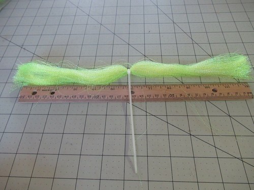KRYSTAL FLASH FLY TYING LURE MAKING MATERIAL CRYSTAL FLASH SPLASH CHARTREUSE - Picture 3 of 3